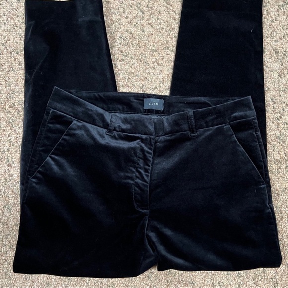 WHBM Black Velvet Slim Ankle Pants Size 10 - Picture 8 of 11